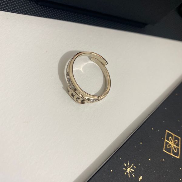 selected luxury jewelry charm ring opening adjustable ring fashion romantic gift valentine's day glitter fine elegant designer brand br, Golden;silver
selected luxury jewelry charm ring opening adjustable ring fashion romantic gift valentine's day glitter fine elegant designer brand br, Golden;silver