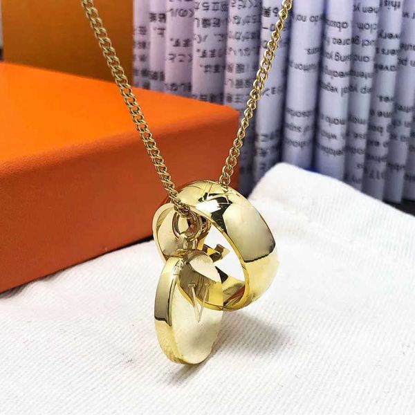 2022 men fashion ring designer casual for men women jewelry titanium steel letter lovers wedding party highs quality rings, Silver
2022 men fashion ring designer casual for men women jewelry titanium steel letter lovers wedding party highs quality rings, Silver