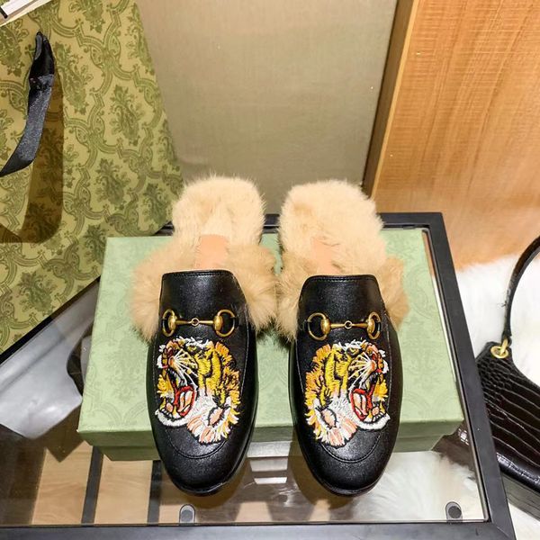 fashion designer shoe luxury women wool sandals slippers woman slipper shoes brand autumn winter slides fur sandal casual shoes size 9 0021, Black
fashion designer shoe luxury women wool sandals slippers woman slipper shoes brand autumn winter slides fur sandal casual shoes size 9 0021, Black
