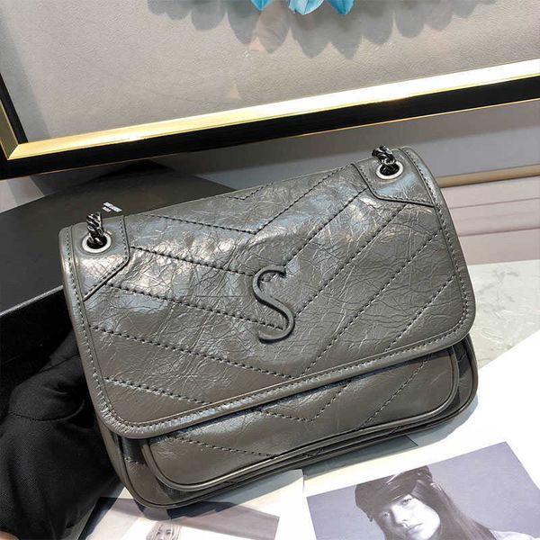 handbag designer bagwomen crossbody bag messenger handbags real leather bags flip chain shoulder purse silver hardware thread interior pocke
handbag designer bagwomen crossbody bag messenger handbags real leather bags flip chain shoulder purse silver hardware thread interior pocke