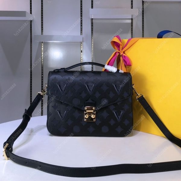 designers shoulder women handbag oxidizing leather pochette elegant messenger luxury crossbody shopping purses tote
designers shoulder women handbag oxidizing leather pochette elegant messenger luxury crossbody shopping purses tote