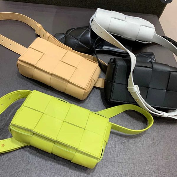 luxurious designer bottess bags venetas 2022 new fashion niche pillow small chest waist women's cowhide single shoulder have a logo
luxurious designer bottess bags venetas 2022 new fashion niche pillow small chest waist women's cowhide single shoulder have a logo