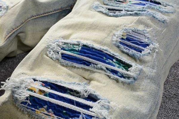designer mens ripped high y2k street fashion brand light blue broken patch slim fit jeans 837 skinny low waist scratch cross mid purple blue
designer mens ripped high y2k street fashion brand light blue broken patch slim fit jeans 837 skinny low waist scratch cross mid purple blue