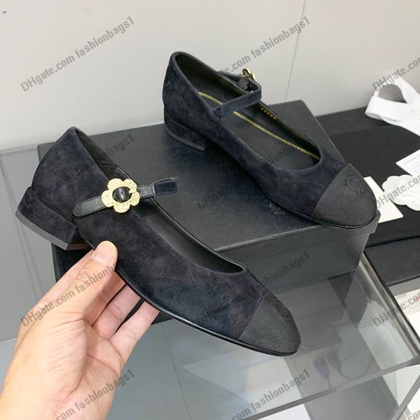 22ss fall retro womens dress shoes flat heels ballet shoes loafers buckle strap espadrilles sandals slingbacks fashion luxurys flip flops wi, Black
22ss fall retro womens dress shoes flat heels ballet shoes loafers buckle strap espadrilles sandals slingbacks fashion luxurys flip flops wi, Black