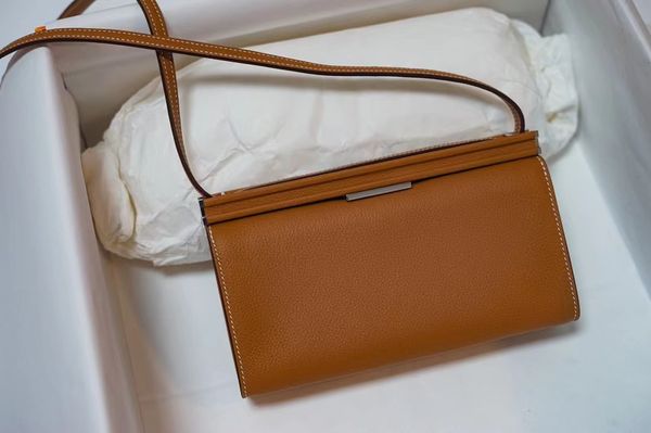designer shoulder bags woman high-end h bag classic fully hand-stitched diagonal cross fashion handbag women's h21 multi-color leather
designer shoulder bags woman high-end h bag classic fully hand-stitched diagonal cross fashion handbag women's h21 multi-color leather