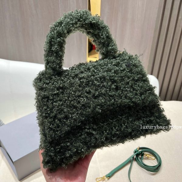 luxury bags mini handbags women handbag crossbody luxury tote fashion shopping pink white purse satchels bag high quality
luxury bags mini handbags women handbag crossbody luxury tote fashion shopping pink white purse satchels bag high quality