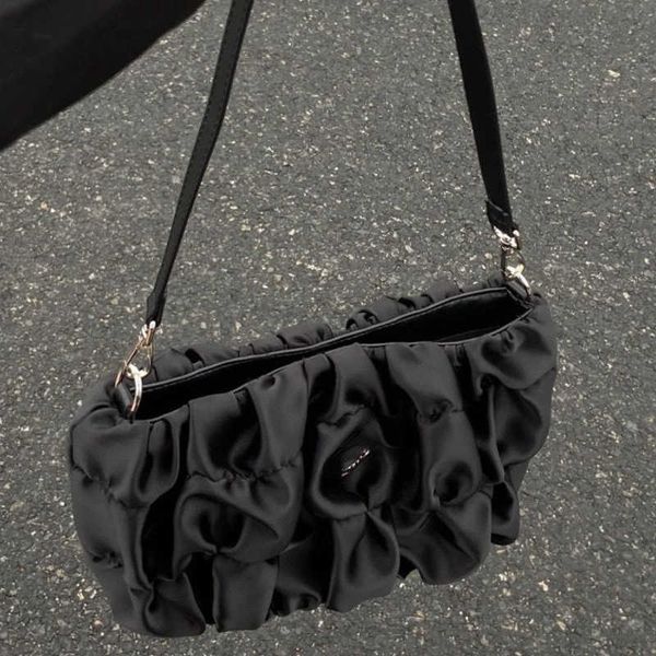 designer bags vw women japan vivi handbag classic shoulder bag metal saturn decoration underarm bag pleated retro crossbody bags 2q5k
designer bags vw women japan vivi handbag classic shoulder bag metal saturn decoration underarm bag pleated retro crossbody bags 2q5k