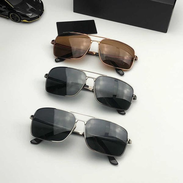 sun glasses retro mens designer sunglasses fashion pilot frame mirror coating blue mask type premium texture gun grey british style man driv, White;black
sun glasses retro mens designer sunglasses fashion pilot frame mirror coating blue mask type premium texture gun grey british style man driv, White;black