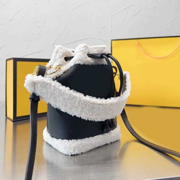 fends designer luxury women bag fend handbags fende tote beach fendyity shoulder bags fendace purses designers woman handbag 7a 8nic
fends designer luxury women bag fend handbags fende tote beach fendyity shoulder bags fendace purses designers woman handbag 7a 8nic
