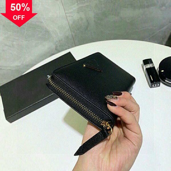 luxury designer handbag 2022 multi-purpose imported cowhide long wallet single zipper fashion letter trend simple leather factory direct sal, Red;black
luxury designer handbag 2022 multi-purpose imported cowhide long wallet single zipper fashion letter trend simple leather factory direct sal, Red;black