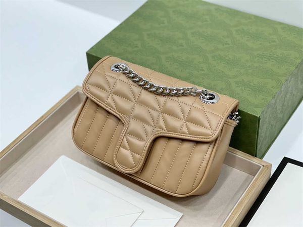 2023 simple handbag luxury designer shoulder bag women's handbag chain bag leather women's handbag quilted courier purse
2023 simple handbag luxury designer shoulder bag women's handbag chain bag leather women's handbag quilted courier purse