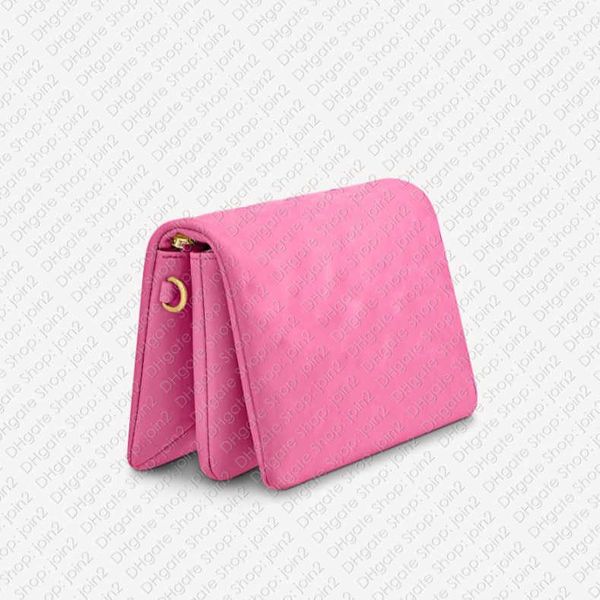 classic handbag exquisite pocket watch case shoulder clamshell bag designer women's cross body belt chain clutch bag key bag tote acces
classic handbag exquisite pocket watch case shoulder clamshell bag designer women's cross body belt chain clutch bag key bag tote acces