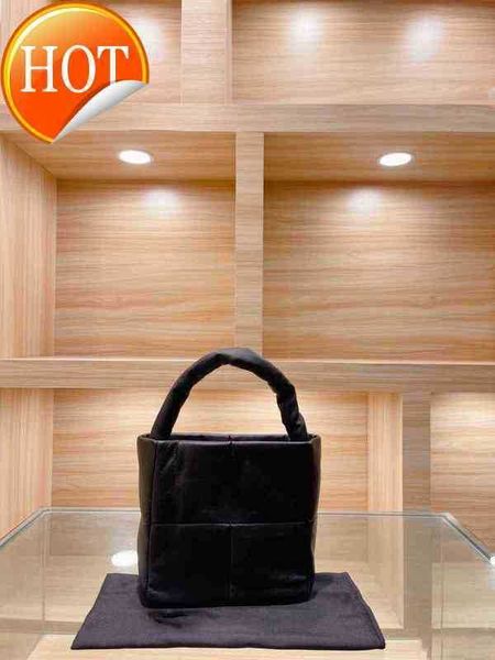 designer luxury women the tote bag fashion versatile handbags shoulder crossbody bags purse telfars totes large capacity saddle wallets 7a o
designer luxury women the tote bag fashion versatile handbags shoulder crossbody bags purse telfars totes large capacity saddle wallets 7a o