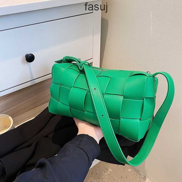 luxurious designer bottess bags venetas summer small crowd women 2022 new korean version ins woven fashion simple shoulder small cross body
luxurious designer bottess bags venetas summer small crowd women 2022 new korean version ins woven fashion simple shoulder small cross body