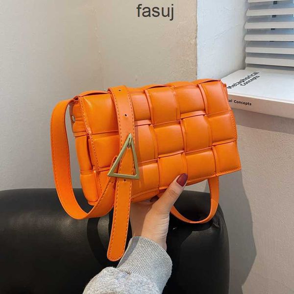 fashion ladies bottess bags venetas woven women's 2022 summer new korean trend simple foreign style macarons small square
fashion ladies bottess bags venetas woven women's 2022 summer new korean trend simple foreign style macarons small square
