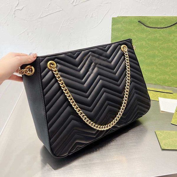 handbag evening bag women chain shoulder bags marmont tote quilting hand open purse large capacity genuine leather double straps fashion let
handbag evening bag women chain shoulder bags marmont tote quilting hand open purse large capacity genuine leather double straps fashion let