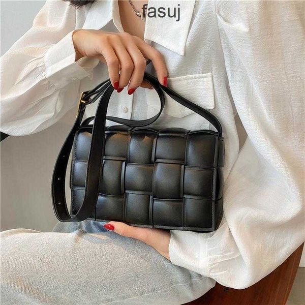 fashion ladies bottess bags venetas advanced sense female 2022 new summer woven pillow
fashion ladies bottess bags venetas advanced sense female 2022 new summer woven pillow