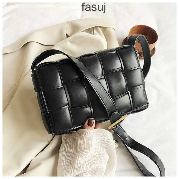 fashion ladies bottess bags venetas women's shoulder foreign style women's 2022 popular new woven messenger able pillow
fashion ladies bottess bags venetas women's shoulder foreign style women's 2022 popular new woven messenger able pillow