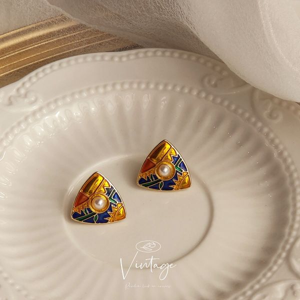 oil painting art women's earrings charm tender baroque shaped freshwater full pearl 925 silver needle handmade design matte temperament, Golden
oil painting art women's earrings charm tender baroque shaped freshwater full pearl 925 silver needle handmade design matte temperament, Golden