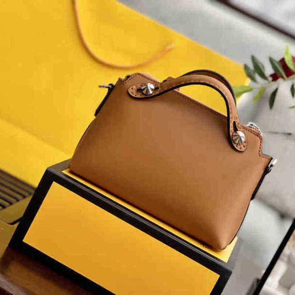 shoulder bags women brown handbag designers handbag leather designer handbags tote crossbody female purses boston large capacity
shoulder bags women brown handbag designers handbag leather designer handbags tote crossbody female purses boston large capacity