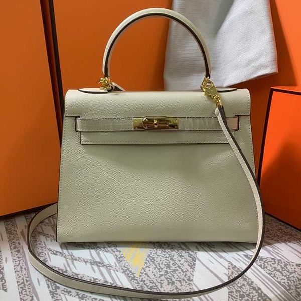 new women hand lady's purse luxury fashion handbag clutch 2023 bags bag designer bags square women's single kellies shoulder messe
new women hand lady's purse luxury fashion handbag clutch 2023 bags bag designer bags square women's single kellies shoulder messe