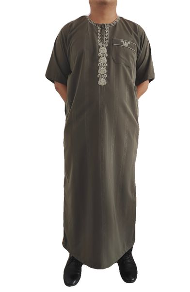 ethnic wear 2022 new high-end round neck embroidery arab fashion half-sleeved men's robe, Red
ethnic wear 2022 new high-end round neck embroidery arab fashion half-sleeved men's robe, Red