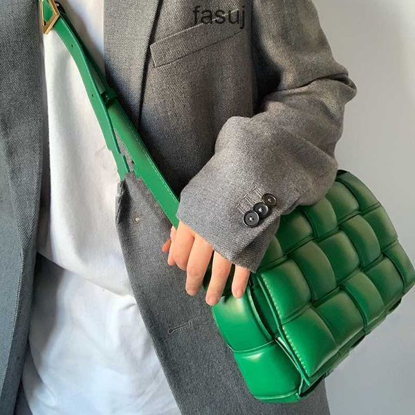 fashion ladies bottess bags venetas me new green woven large che er pillow tofu versatile genuine leather cloud diagonal cross small square
fashion ladies bottess bags venetas me new green woven large che er pillow tofu versatile genuine leather cloud diagonal cross small square