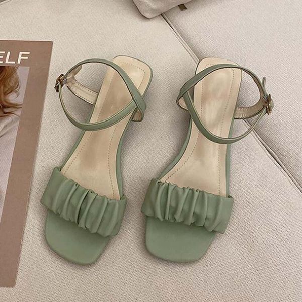 luxury slipper designer sandal italy brand slides women slippers flat bottom flip flop sneakers boots casual shoe by hoe99 008, Black
luxury slipper designer sandal italy brand slides women slippers flat bottom flip flop sneakers boots casual shoe by hoe99 008, Black