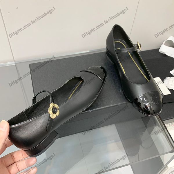 22ss fall retro womens dress shoes flat heels ballet shoes loafers buckle strap espadrilles bllack slingbacks fashion luxurys flip flops wit, Black
22ss fall retro womens dress shoes flat heels ballet shoes loafers buckle strap espadrilles bllack slingbacks fashion luxurys flip flops wit, Black
