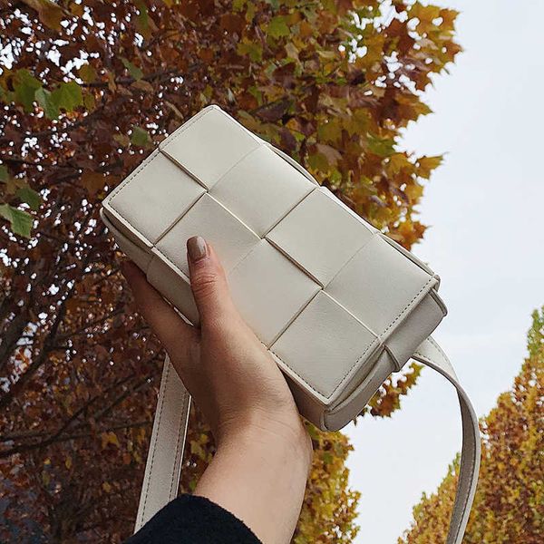 handbags designer bottess ladies venetas net red small for women in spring and summer 2022 fashionable cross body chest style waist have a l
handbags designer bottess ladies venetas net red small for women in spring and summer 2022 fashionable cross body chest style waist have a l