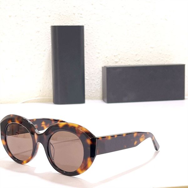 2022 women sunglasses men summer bb0235 protection uv400 vintage shielded lenses square integral full matte frame fashion glasses random box, White;black
2022 women sunglasses men summer bb0235 protection uv400 vintage shielded lenses square integral full matte frame fashion glasses random box, White;black
