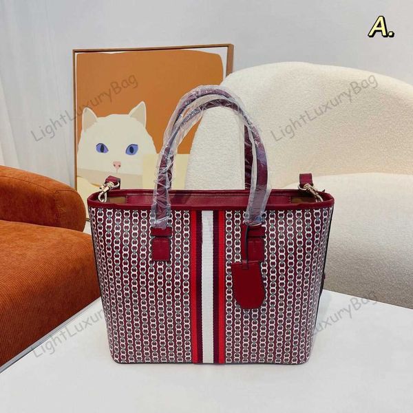 designer luxury women the tote bag fashion versatile handbags shoulder crossbody bags purse tories totes large capacity saddle wallets 7a lr
designer luxury women the tote bag fashion versatile handbags shoulder crossbody bags purse tories totes large capacity saddle wallets 7a lr