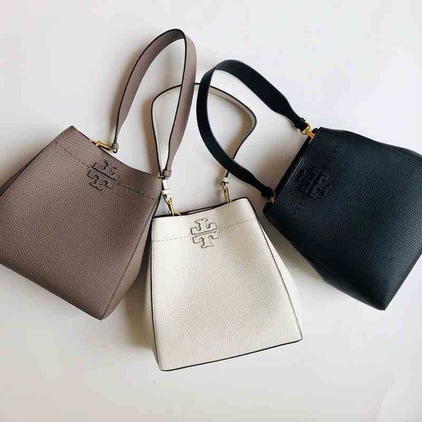designer torysburchs handbags 2022 designer handbag deformation bucket leisure one shoulder hand women's leather fashion trend wm
designer torysburchs handbags 2022 designer handbag deformation bucket leisure one shoulder hand women's leather fashion trend wm