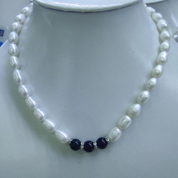 natural freshwater pearl necklace 8-9mm oval and oblate with three red black green agates 45cm in the middle. it's a good choice to wea, Silver
natural freshwater pearl necklace 8-9mm oval and oblate with three red black green agates 45cm in the middle. it's a good choice to wea, Silver