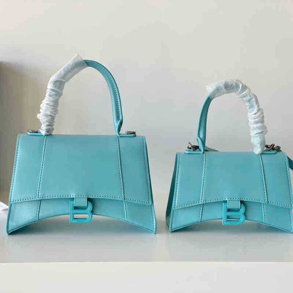 designer handbags balencigas luxurys hourglass bags selling blue sky full leather women's bag portable messenger
designer handbags balencigas luxurys hourglass bags selling blue sky full leather women's bag portable messenger