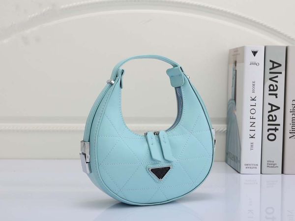 classic designer women's handbag brand luxury crescent shoulder bag multicolor fashion letters high-quality portable shoulder #5613
classic designer women's handbag brand luxury crescent shoulder bag multicolor fashion letters high-quality portable shoulder #5613