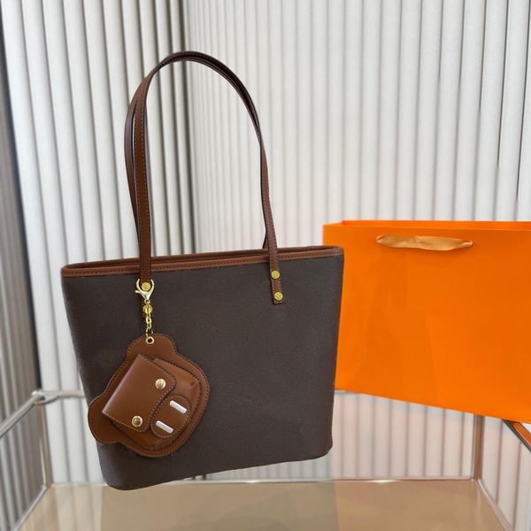 bags designer bag totes women handbag classic luxury brand imitation old flower full print leather shoulder bag fashion letter buckle wallet
bags designer bag totes women handbag classic luxury brand imitation old flower full print leather shoulder bag fashion letter buckle wallet