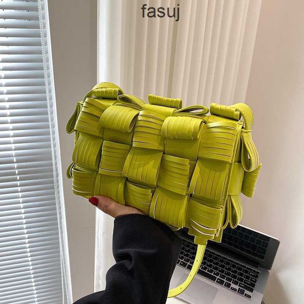 fashion ladies bottess bags venetas small square 2022 new style women's hand mini s popular woven one shoulder messenger
fashion ladies bottess bags venetas small square 2022 new style women's hand mini s popular woven one shoulder messenger