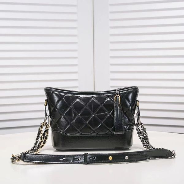 luxury designer hand bag fashionbags crossbody classic quilted sheepskin 20cm handbags womans shoulder sling vagrant bags vintage bag
luxury designer hand bag fashionbags crossbody classic quilted sheepskin 20cm handbags womans shoulder sling vagrant bags vintage bag