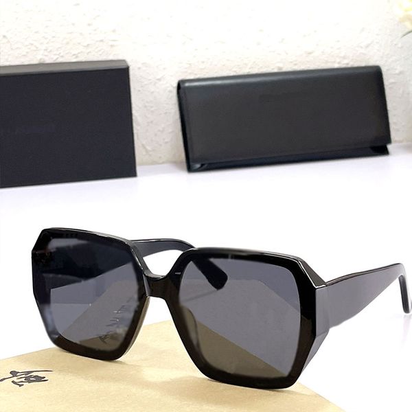 2022 women sunglasses men summer slm57s protection uv400 vintage shielded lenses square integral full matte frame fashion glasses random box, White;black
2022 women sunglasses men summer slm57s protection uv400 vintage shielded lenses square integral full matte frame fashion glasses random box, White;black