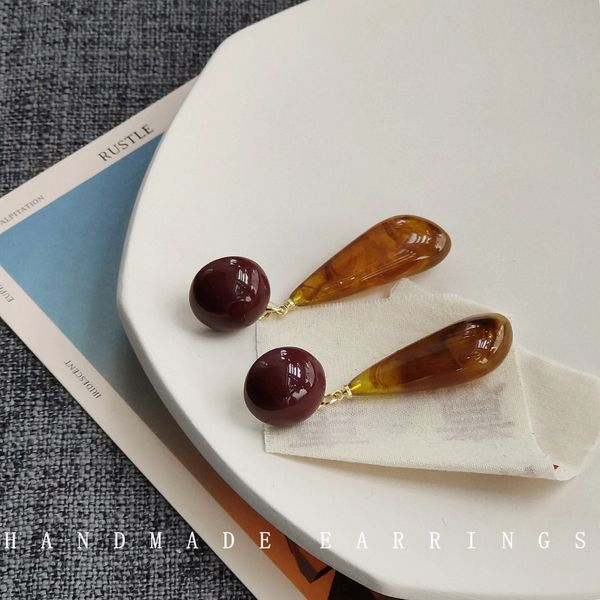 amber water droplets earrings charm tender baroque shaped freshwater full pearl 925 silver needle handmade design matte temperament earrings, Golden
amber water droplets earrings charm tender baroque shaped freshwater full pearl 925 silver needle handmade design matte temperament earrings, Golden