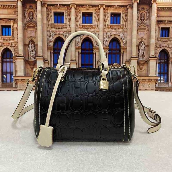tladies handbags 100% first layer cowhide women bags 2022 luxury brand designer ch pillow bag
tladies handbags 100% first layer cowhide women bags 2022 luxury brand designer ch pillow bag