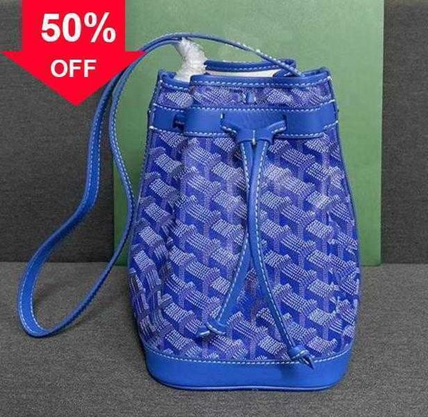2022 fashion designer single shoulder bags goes with everything small floating strip mini bucket bag oblique ladies leather ox bag
2022 fashion designer single shoulder bags goes with everything small floating strip mini bucket bag oblique ladies leather ox bag