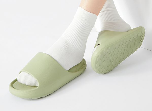 luxury slipper designer sandal italy brand slides women slippers flat bottom flip flop sneakers boots casual shoe by hoe99 s71, Black
luxury slipper designer sandal italy brand slides women slippers flat bottom flip flop sneakers boots casual shoe by hoe99 s71, Black