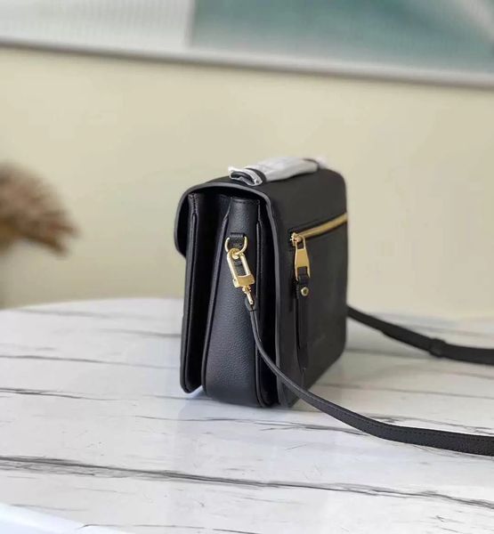 luxurys designers bag embossing flower pochette women handbag messenger bags genuine leather metis elegant womens shoulder crossbody bag 18l
luxurys designers bag embossing flower pochette women handbag messenger bags genuine leather metis elegant womens shoulder crossbody bag 18l