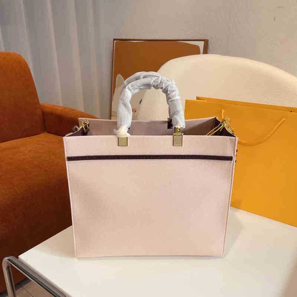 shoulder bags women handbag designers high capacity amber handle leather designer brand crossbody female classic canvas embroidery tote
shoulder bags women handbag designers high capacity amber handle leather designer brand crossbody female classic canvas embroidery tote