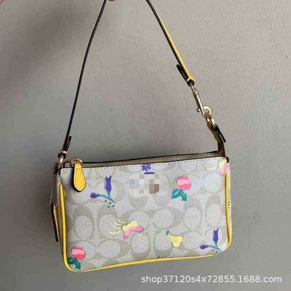 designer luxury women the tote bag fashion versatile handbags shoulder crossbody bags purse telfars totes large capacity saddle wallets 7a k
designer luxury women the tote bag fashion versatile handbags shoulder crossbody bags purse telfars totes large capacity saddle wallets 7a k
