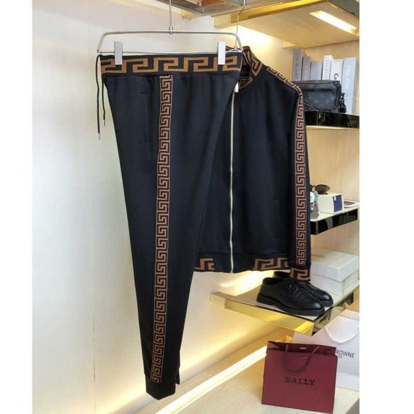luxury vers mens tracksuit medusa designer jacket pants two-piece embroidered zipper coat trousers men women sports suit 0074, Gray
luxury vers mens tracksuit medusa designer jacket pants two-piece embroidered zipper coat trousers men women sports suit 0074, Gray