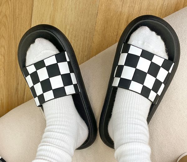 luxury slipper designer sandal italy brand slides women slippers flat bottom flip flop sneakers boots casual shoe by hoe99 s95, Black 
luxury slipper designer sandal italy brand slides women slippers flat bottom flip flop sneakers boots casual shoe by hoe99 s95, Black