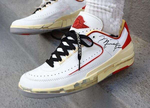 2021 authentic off 2 low white varsity red black royal shoes men women outdoor sports sneakers with original box
2021 authentic off 2 low white varsity red black royal shoes men women outdoor sports sneakers with original box